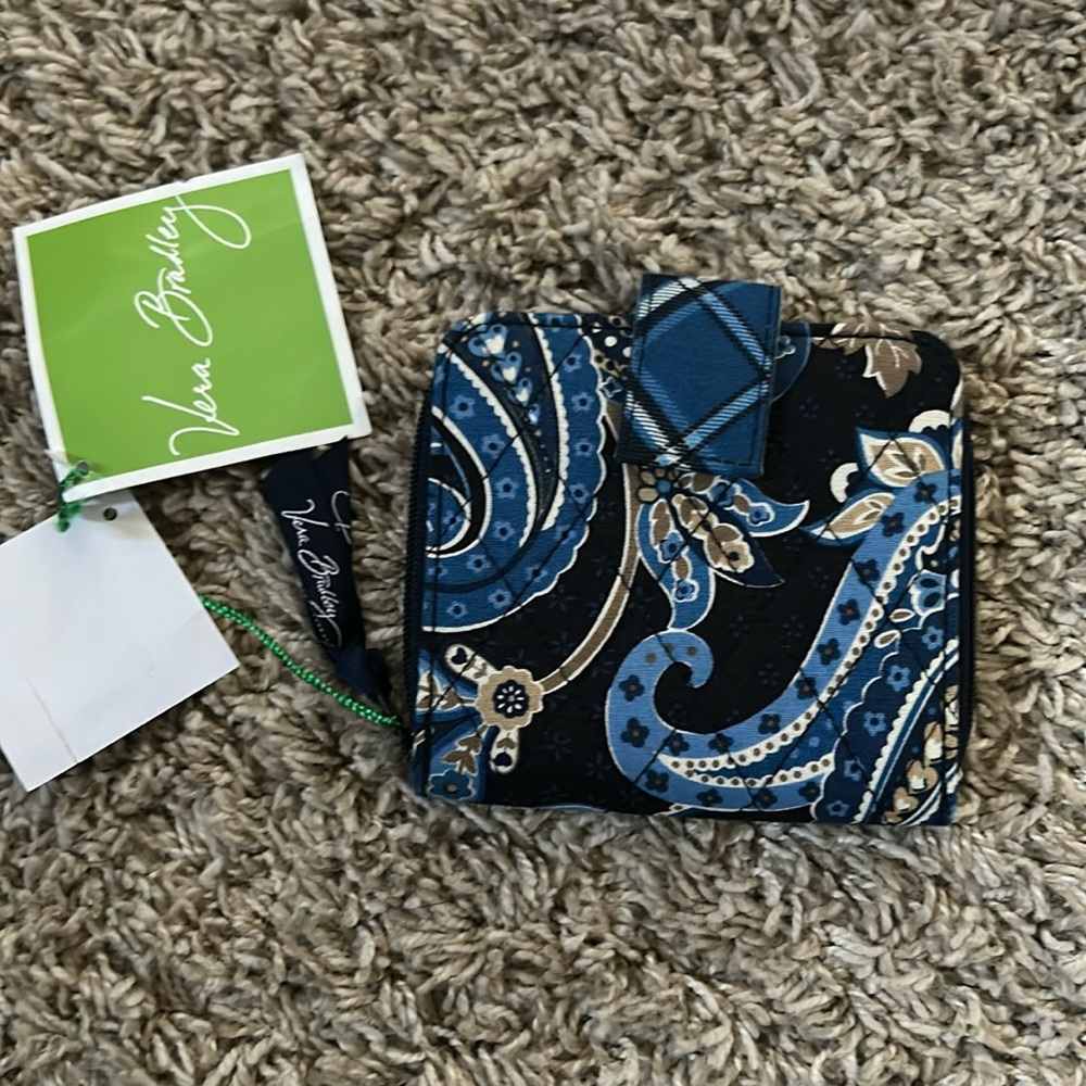 Vera Bradley mini zip wallet